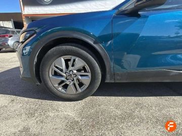 Car image 34
