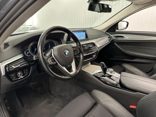 BMW 520d Touring Sport Line 140 kW image number 24