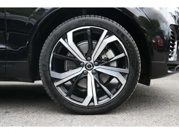 Car image 35