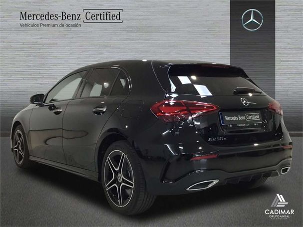 Mercedes-Benz A 250 e 160 kW image number 4