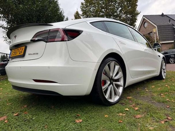 Tesla Model 3 Performance AWD 340 kW image number 22