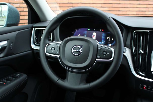 Volvo V60 B3 Essential 120 kW image number 18