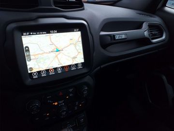 Car image 22