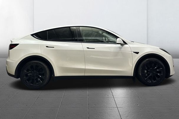 Tesla Model Y Long Range AWD 378 kW image number 3