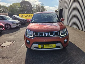 Car image 4