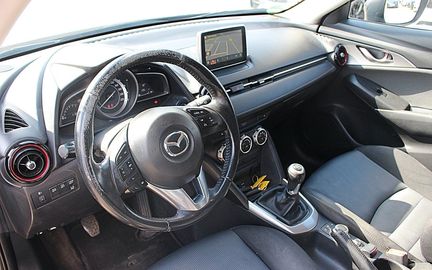 Car image 8