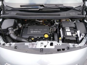 Car image 15