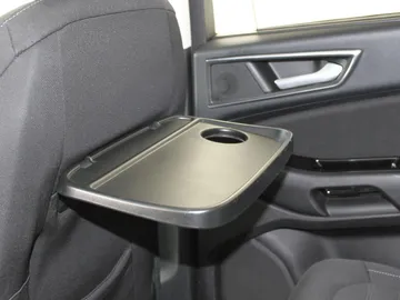 Car image 30