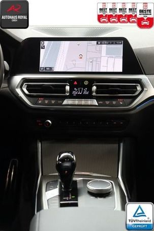 BMW 320 Touring e M Sport xDrive 150 kW image number 6