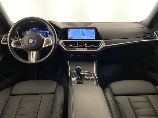 BMW 330 e M xDrive 215 kW image number 12