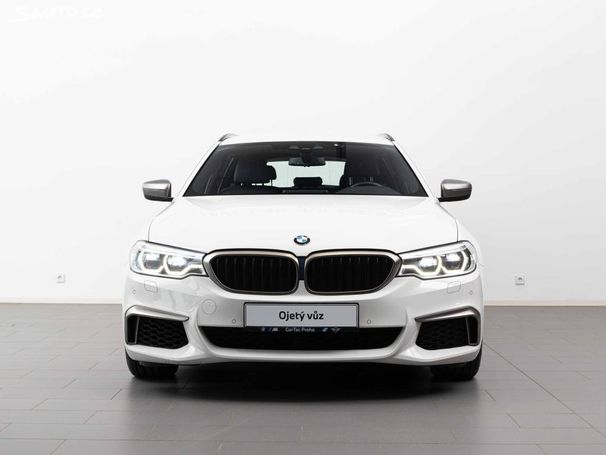 BMW 550d Touring xDrive 294 kW image number 2