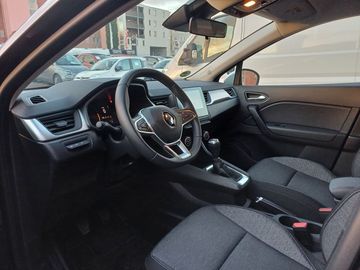 Car image 12