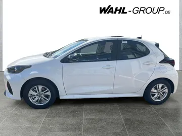 Car image 10