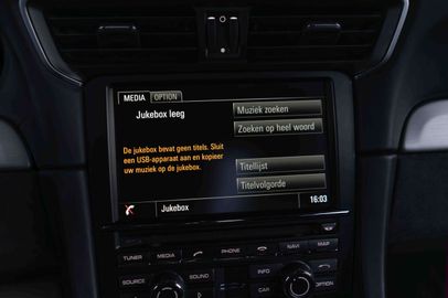 Car image 37