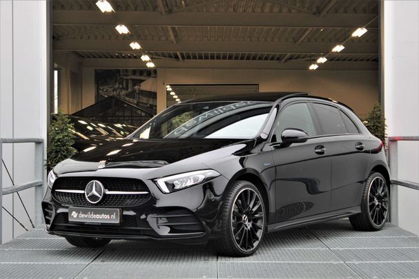 Mercedes-Benz A 250 e 160 kW image number 1