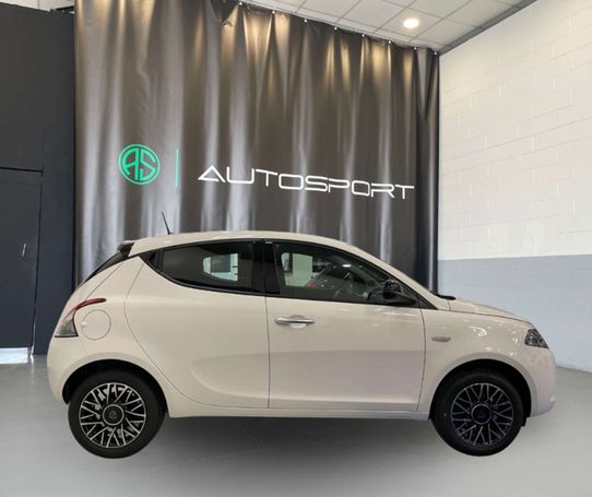 Lancia Ypsilon 51 kW image number 7