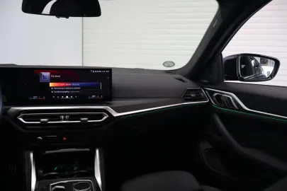 Car image 37