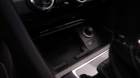 Car image 39