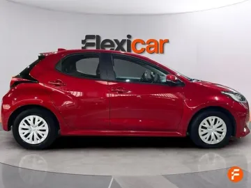 Car image 4