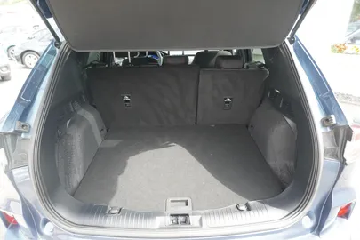Car image 38