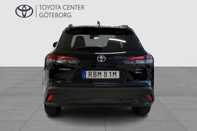 Car image 3