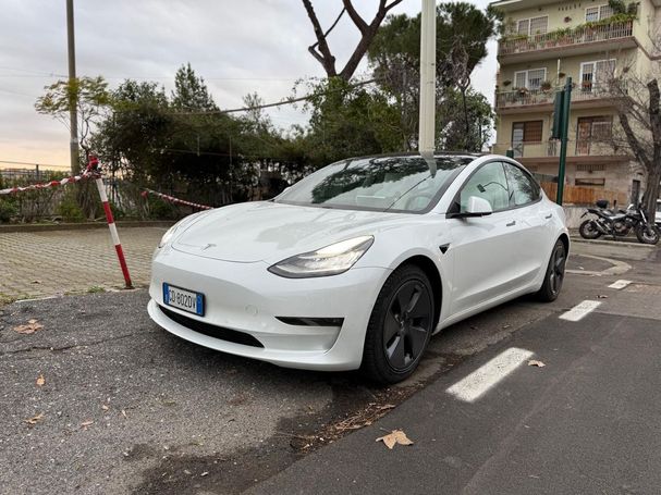 Tesla Model 3 Long Range AWD Dual Motor 150 kW image number 1