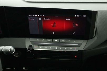 Car image 47