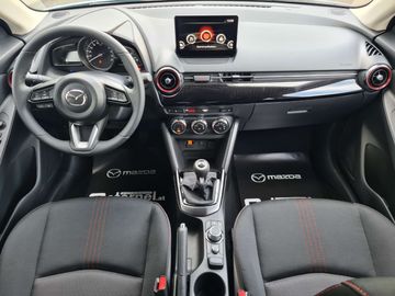 Car image 16