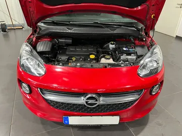 Car image 22
