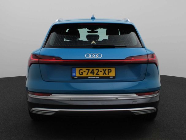 Audi e-tron 55 quattro Advanced 300 kW image number 3