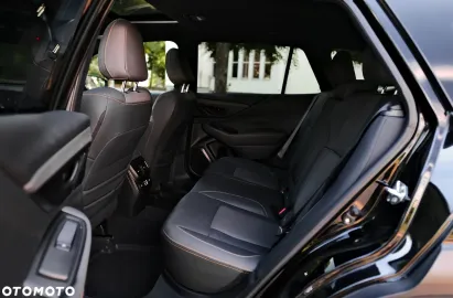 Car image 32