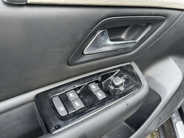 Citroen C5 X Hybrid Shine 165 kW image number 26