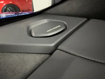 Car image 47