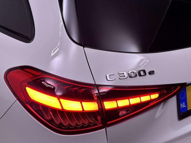 Mercedes-Benz C 300 230 kW image number 42