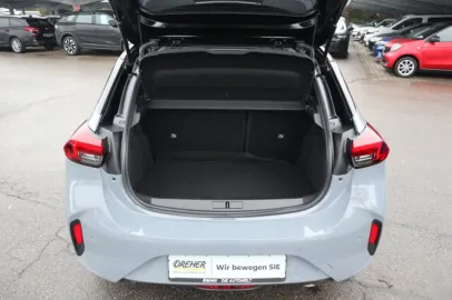 Car image 28