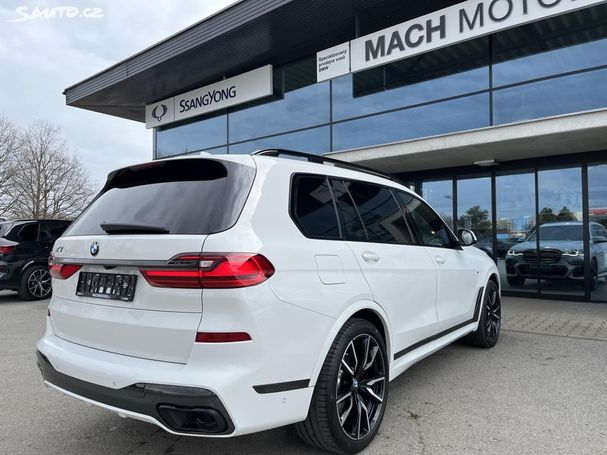 BMW X7 M xDrive 250 kW image number 6