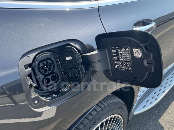 Mercedes-Benz EQC 400 4Matic Line 300 kW image number 23