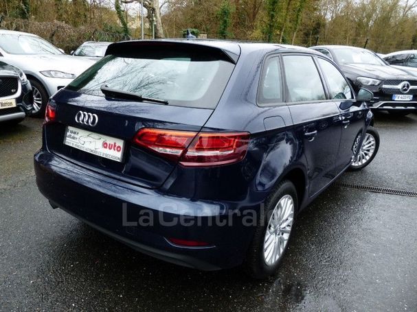 Audi A3 1.0 TFSI S tronic S-line Business 85 kW image number 4