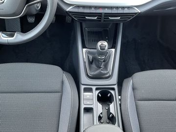 Car image 31