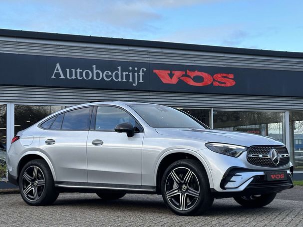 Mercedes-Benz GLC 300 e AMG Line 4Matic 230 kW image number 35