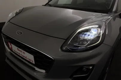 Car image 29