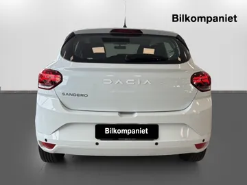 Car image 5