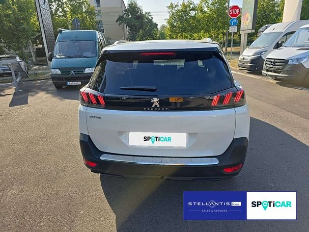 Peugeot 5008 BlueHDi 130 Allure 96 kW image number 3