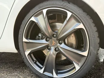 Car image 31
