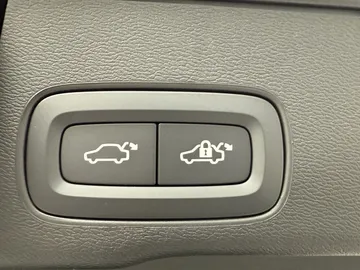 Car image 39