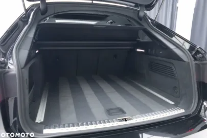 Car image 40
