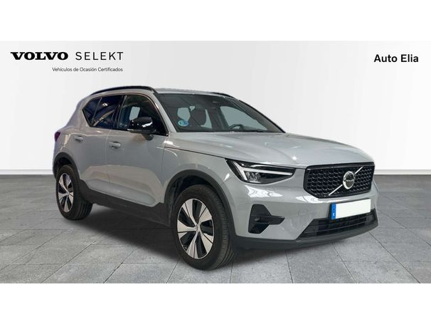 Volvo XC40 T2 Core 95 kW image number 7