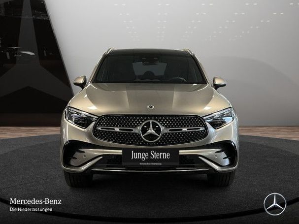 Mercedes-Benz GLC 300 e AMG Premium 230 kW image number 4