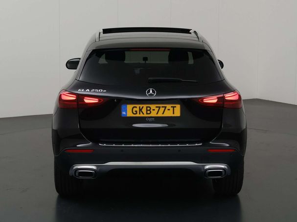 Mercedes-Benz GLA 250 e 160 kW image number 4