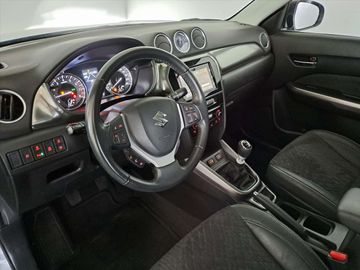 Car image 11